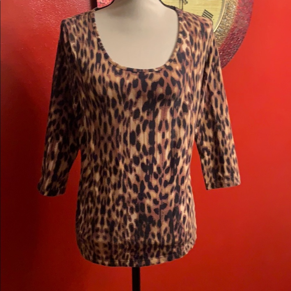 Jones New York cheetah print top Medium